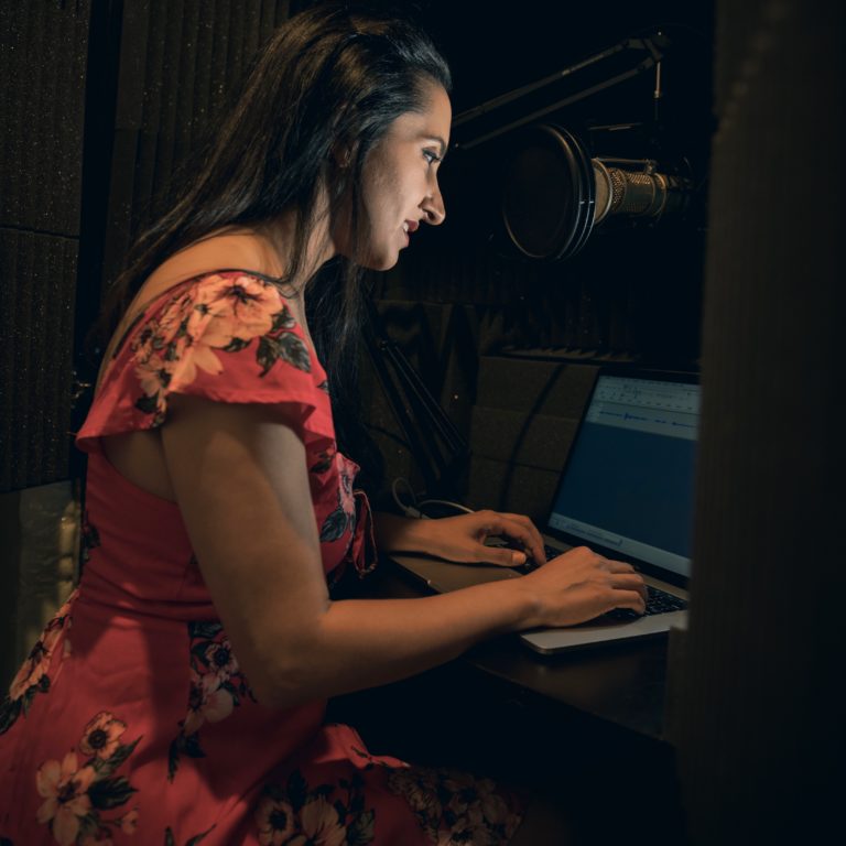 Photo of Paula Pant at laptop