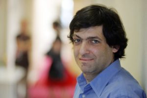 Photo of Dr. Dan Ariely